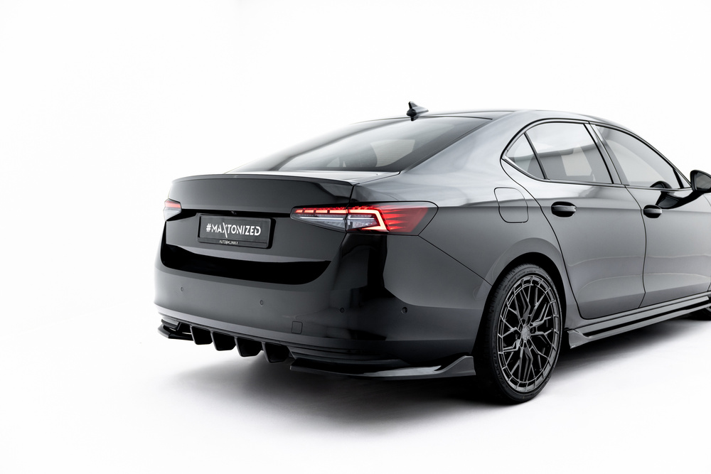 Lames De Pare-Chocs Arrière Latérales V.2 Skoda Superb Sportline Mk4