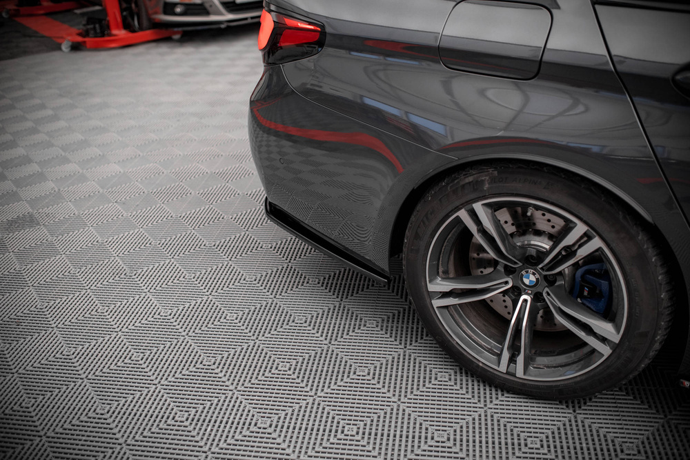 LAME DU PARE-CHOCS ARRIERE BMW M5 F90
