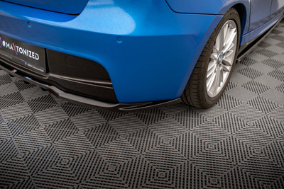 Arriere Splitter (avec une barre verticale) BMW 1 M-Pack E87 Facelift