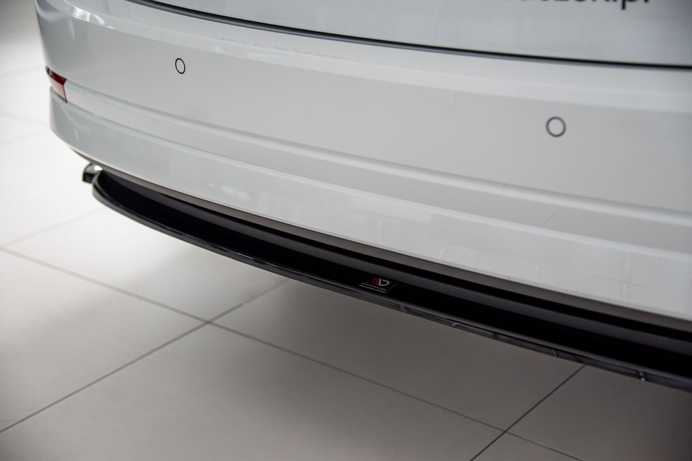 Arriere Splitter Skoda Octavia Mk4