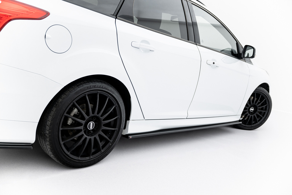 Rajouts Des Bas De Caisse Pour Ford Focus ST / ST-Line Hatchback / Estate Mk3 / Mk3 Facelift