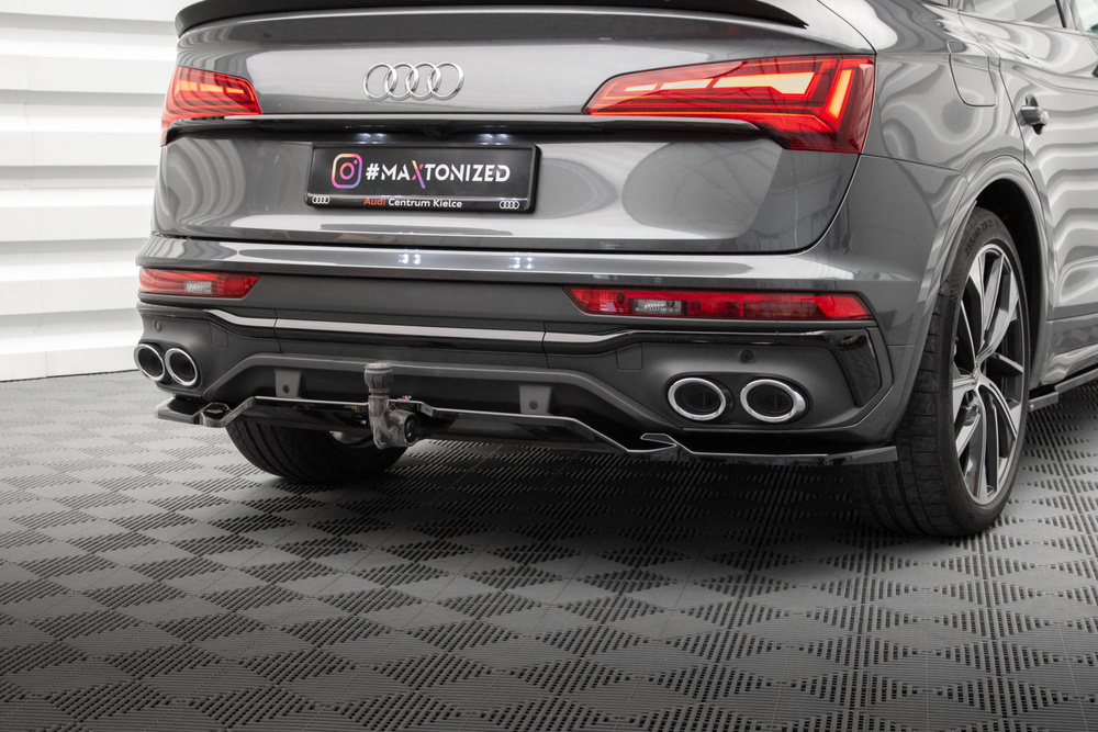 Arriere Splitter (avec une barre verticale) Audi SQ5 / Q5 S-Line Sportback Mk2 Facelift