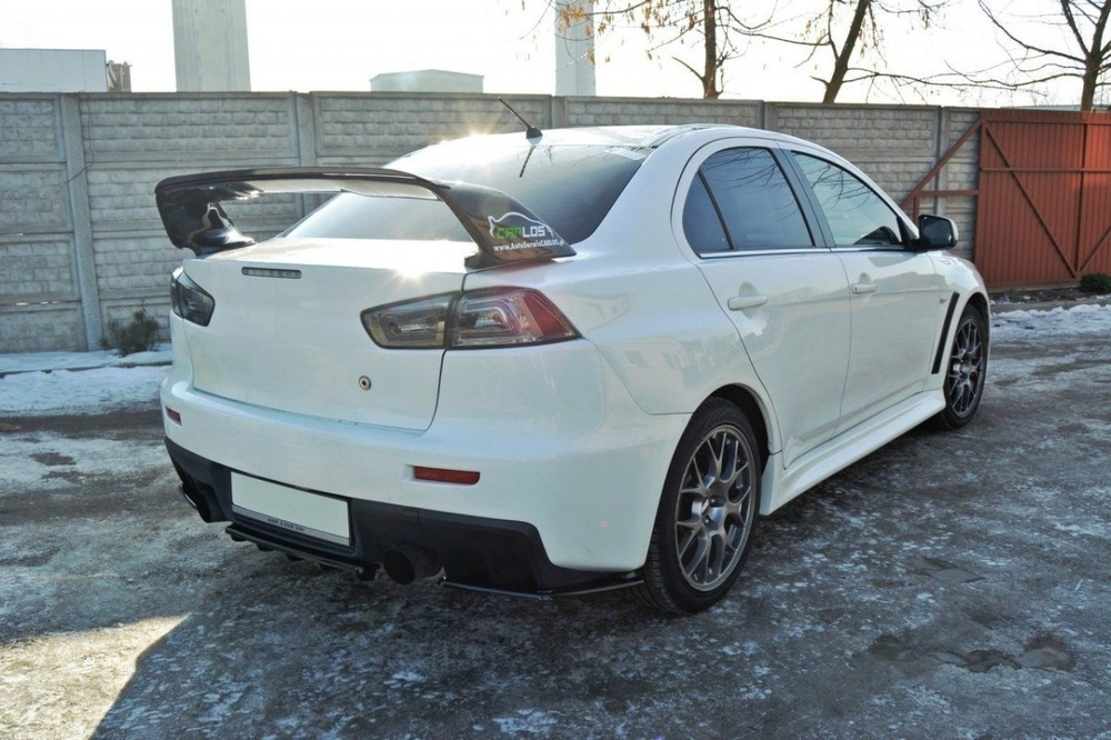 Arriere Splitter Mitsubishi Lancer Evo X (avec barres verticales)