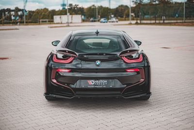 Arriere Splitter (avec une barre verticale) BMW i8