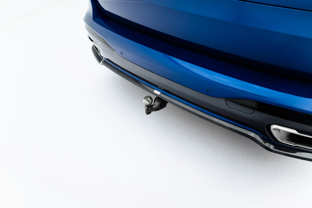 Fibre de Carbone Diffuseur Arrière BMW X7 M-Pack G07 / G07 Facelift (version with towbar)