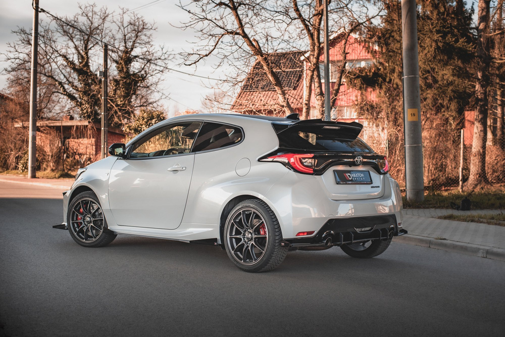Street Pro Rajouts Des Bas De Caisse + Flaps Toyota GR Yaris Mk4