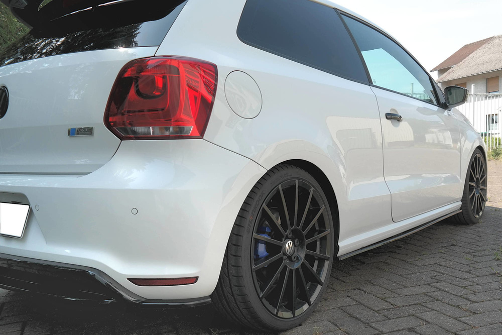 SET DES DIFFUSEUR DES BAS DE CAISSE Volkswagen Polo WRC Mk5