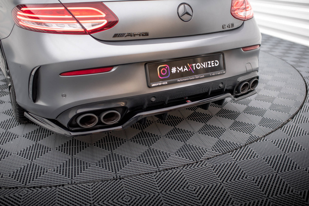 Arriere Splitter (avec une barre verticale) Mercedes-AMG C43 Coupe / Cabrio C205 Facelift / A205 Facelift