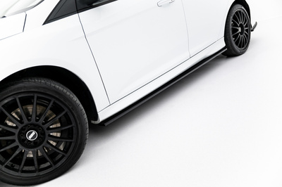 Rajouts Des Bas De Caisse Pour Ford Focus ST / ST-Line Hatchback / Estate Mk3 / Mk3 Facelift