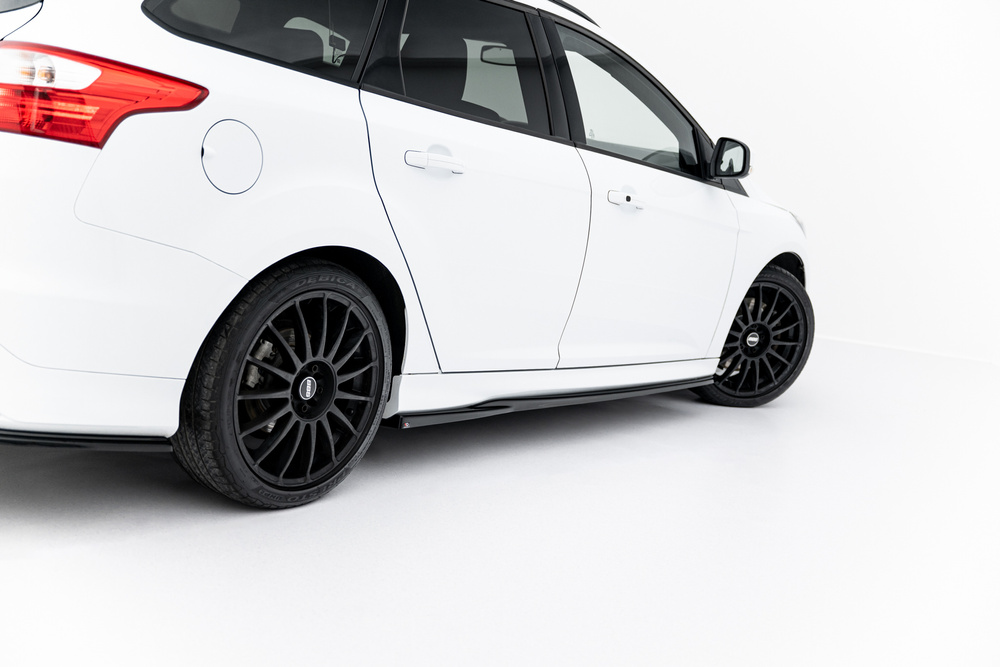 Rajouts Des Bas De Caisse V.2 Ford Focus ST Mk3
