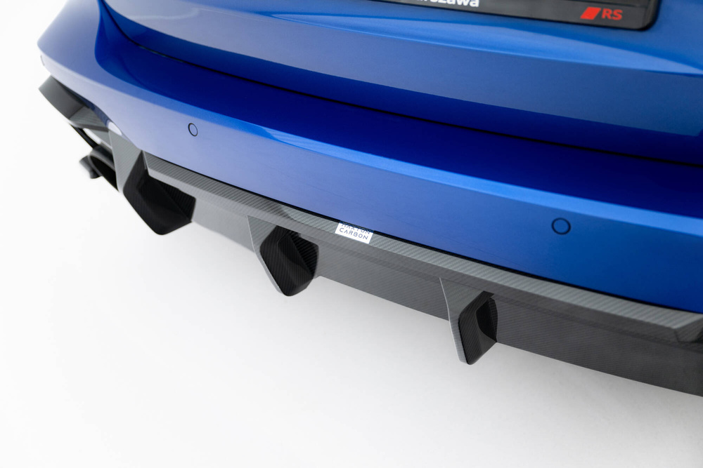 Fibre de Carbone Diffuseur Arrière Audi RS6 C8  (version with towbar)