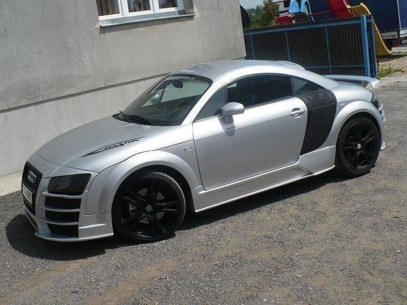 Set Des Bas De Caisse Audi TT 8N < R8 Look >