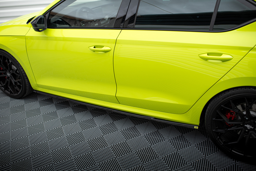 Rajouts Des Bas De Caisse V.1 Skoda Octavia RS Liftback / Combi Mk4