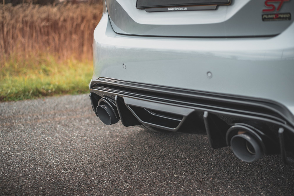 Rajout Du Pare-Chocs Arriere + échappement Milltek Sport Ford Fiesta ST Mk8 + GPF System