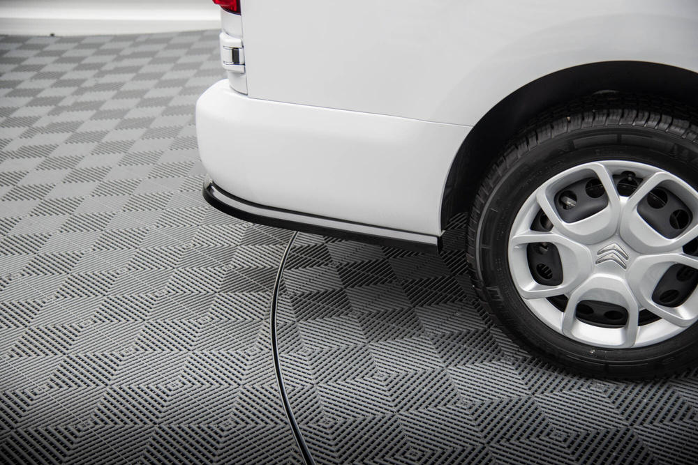 Arriere Splitter (avec une barre verticale) Citroen Jumpy L3 Mk3