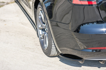 Lame du pare-chocs arriere Tesla Model 3