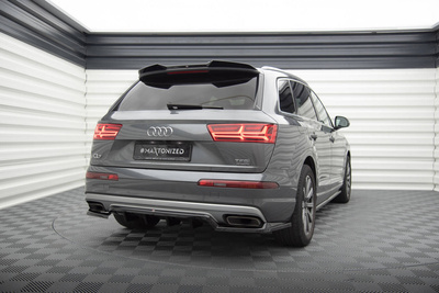 Arriere Splitter (avec une barre verticale) Audi Q7 Mk2