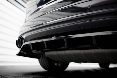 Arriere Splitter (avec une barre verticale) Porsche Cayenne Mk2 Facelift