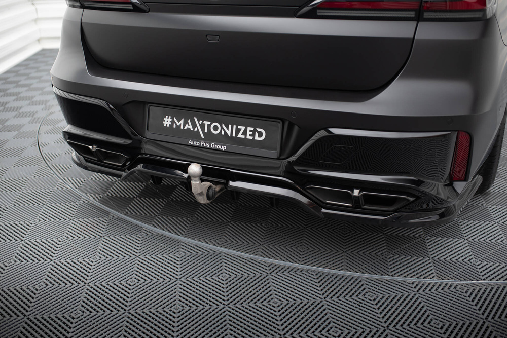 Arriere Splitter (avec une barre verticale) BMW M760e G70