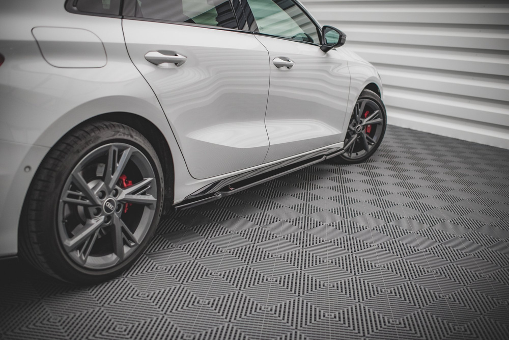 Rajouts Des Bas De Caisse V.1 Audi S3 / A3 S-Line Sportback / Sedan 8Y / 8Y Facelift