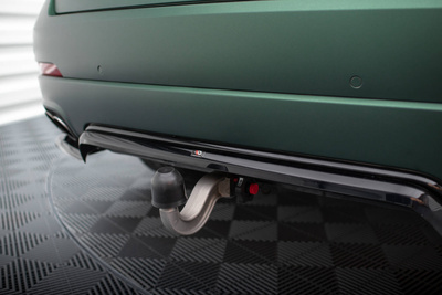 Arriere Splitter (avec une barre verticale) Maserati Levante Mk1