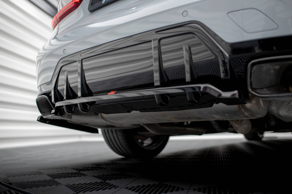 Arriere Splitter (avec une barre verticale) V.1 BMW M340i G20 / G21 Facelift