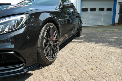 RAJOUTS DES BAS DE CAISSE POUR V.1 Mercedes C-Class S205 63AMG