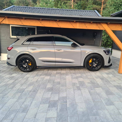 Rajouts Des Bas De Caisse Audi e-Tron S-Line