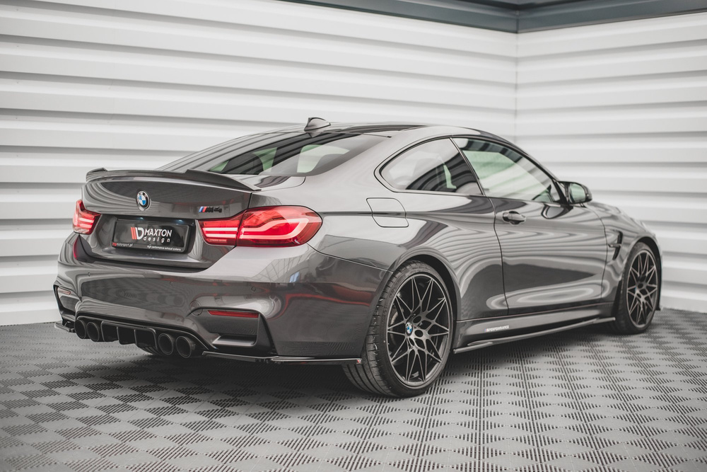 Rajouts Des Bas De Caisse V.2 BMW M4 F82