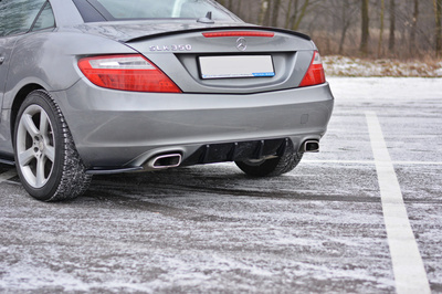 RAJOUT DU PARE-CHOCS ARRIERE MERCEDES-BENZ SLK R172