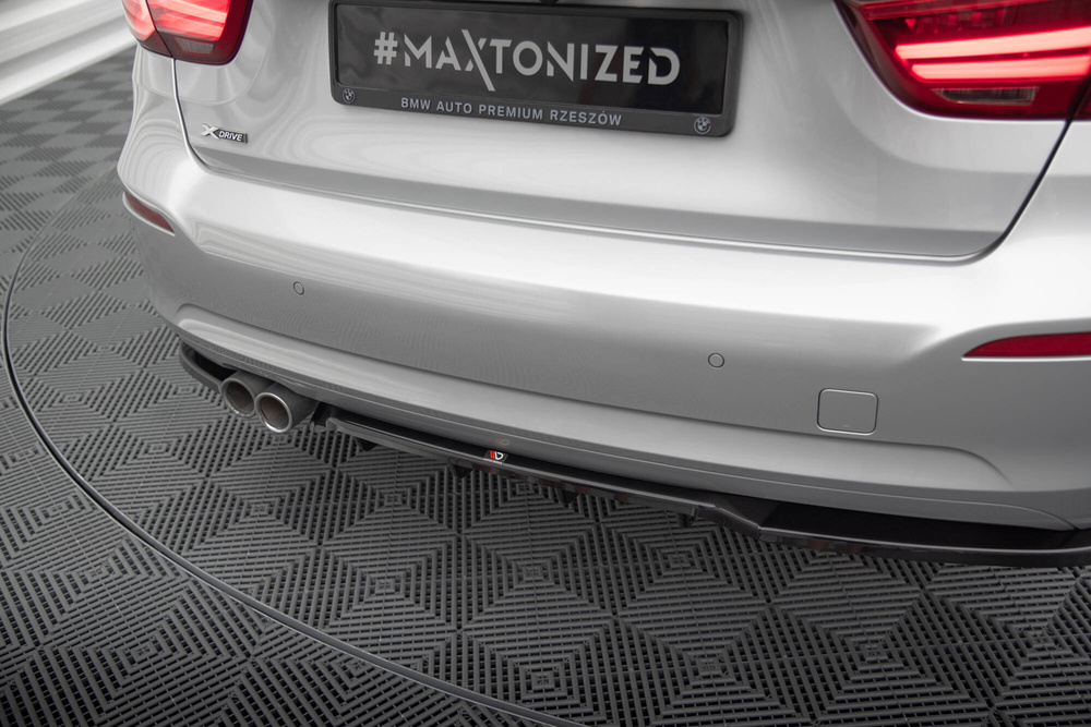 Arriere Splitter (avec une barre verticale) BMW 3 GT F34 Facelift