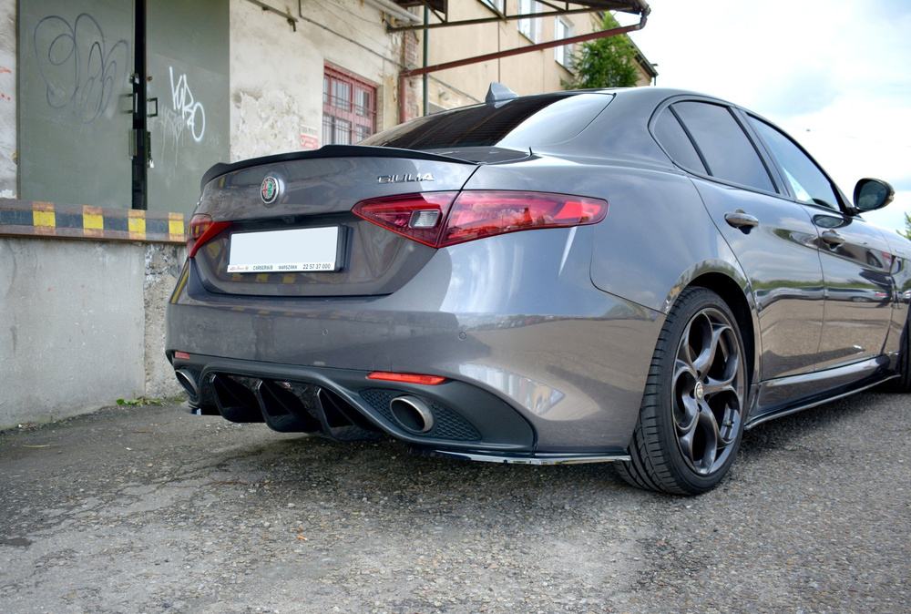 RAJOUT DU PARE-CHOCS ARRIERE ALFA ROMEO GIULIA VELOCE