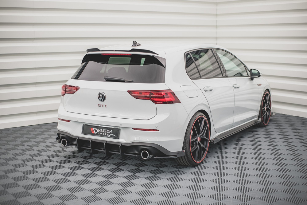 Street Pro Lame Du Pare Chocs Arriere + Flaps Volkswagen Golf GTI / GTE / R-Line Mk8