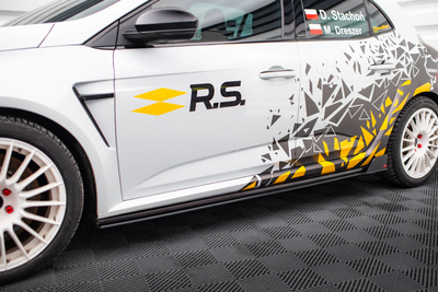 Street Pro Rajouts Des Bas De Caisse Renault Megane RS Mk4