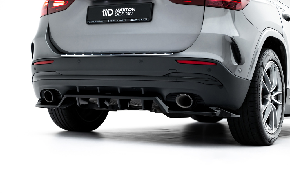 Arriere Splitter (avec une barre verticale) Mercedes-AMG GLA 35 H247 Facelift