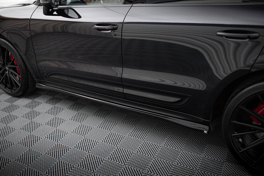Rajouts Des Bas De Caisse Porsche Macan T / GTS Mk1 Facelift 2  