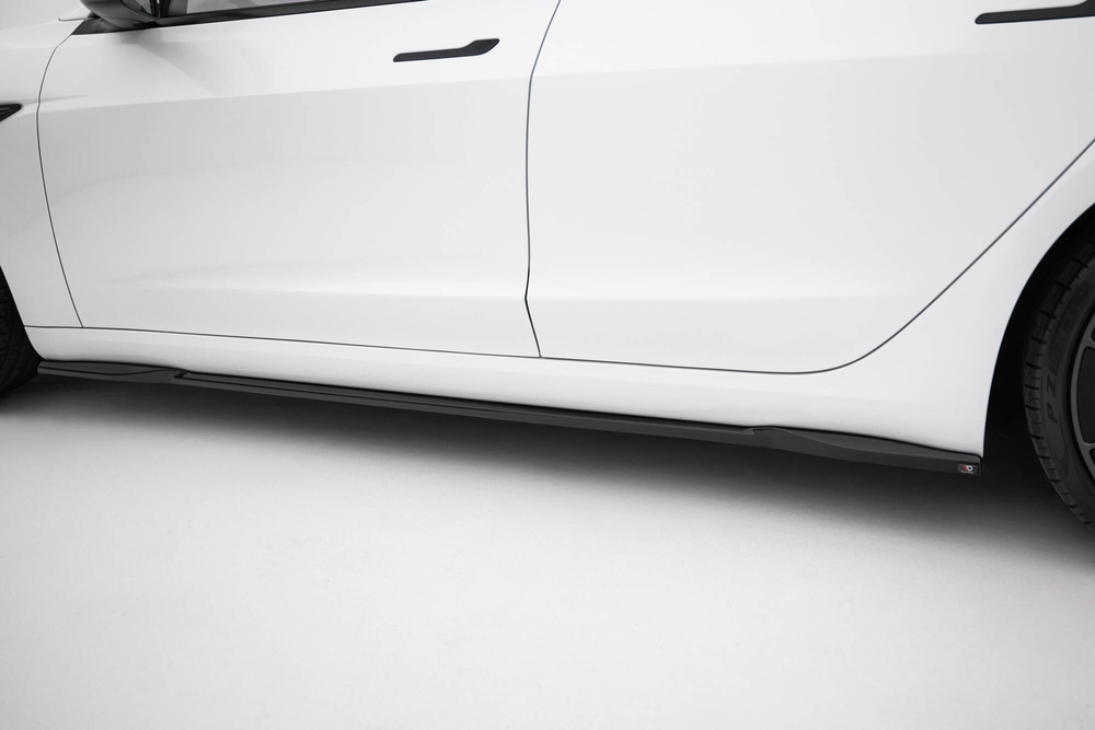 Rajouts Des Bas De Caisse V.2 Tesla Model 3 Performance Mk1 Facelift 