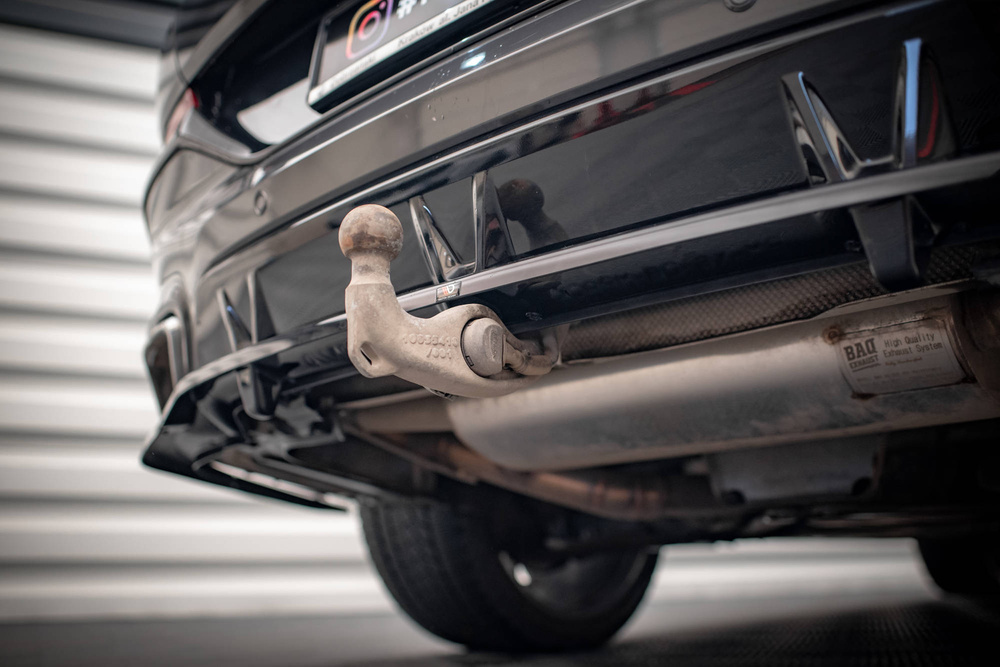 Arriere Splitter (avec une barre verticale) V.3 BMW X6 M-Pack G06