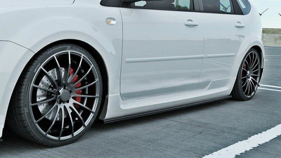 Rajouts Des Bas De Caisse Pour Ford Focus ST Mk2