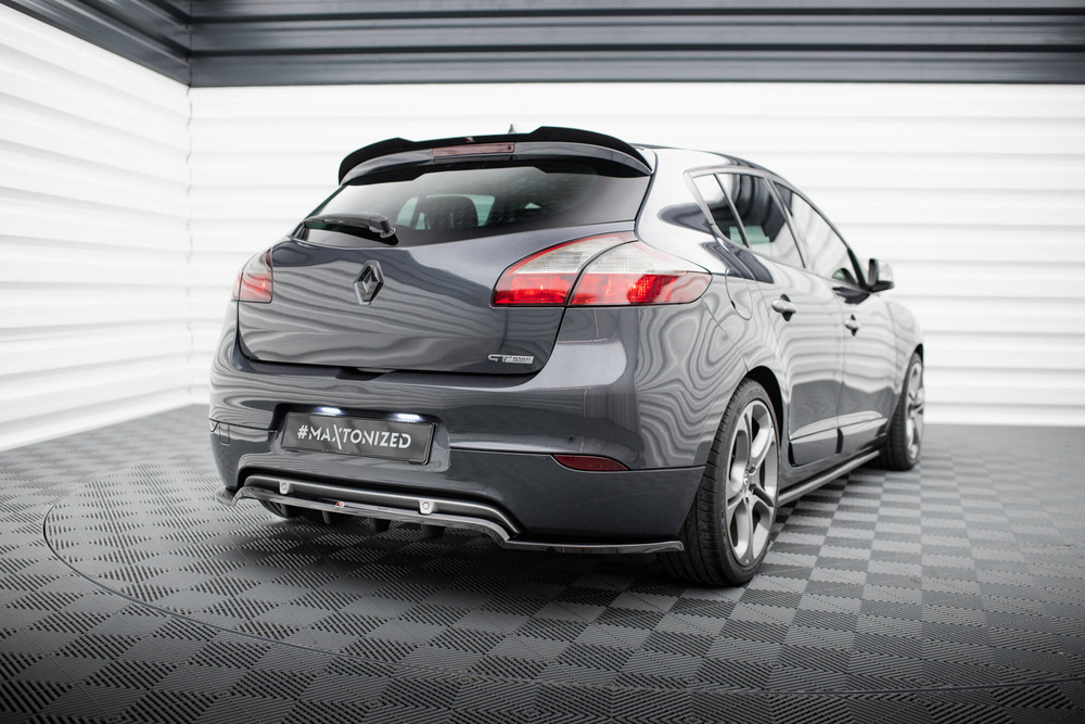 Arriere Splitter (avec une barre verticale) Renault Megane GT MK3 Facelift