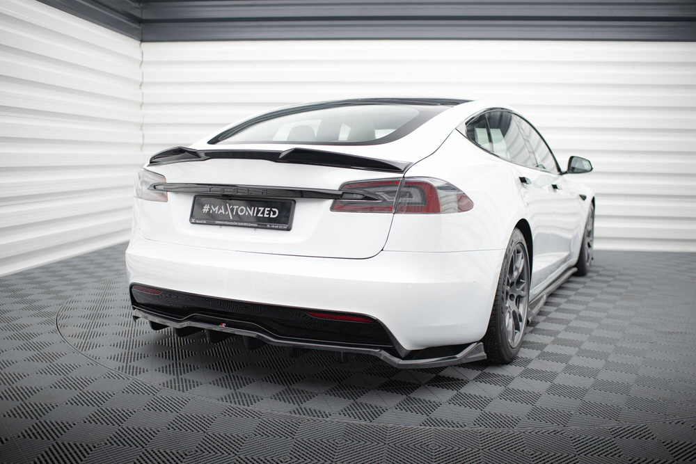 Arriere Splitter (avec une barre verticale) V.1 Tesla Model S Plaid Mk1 Facelift