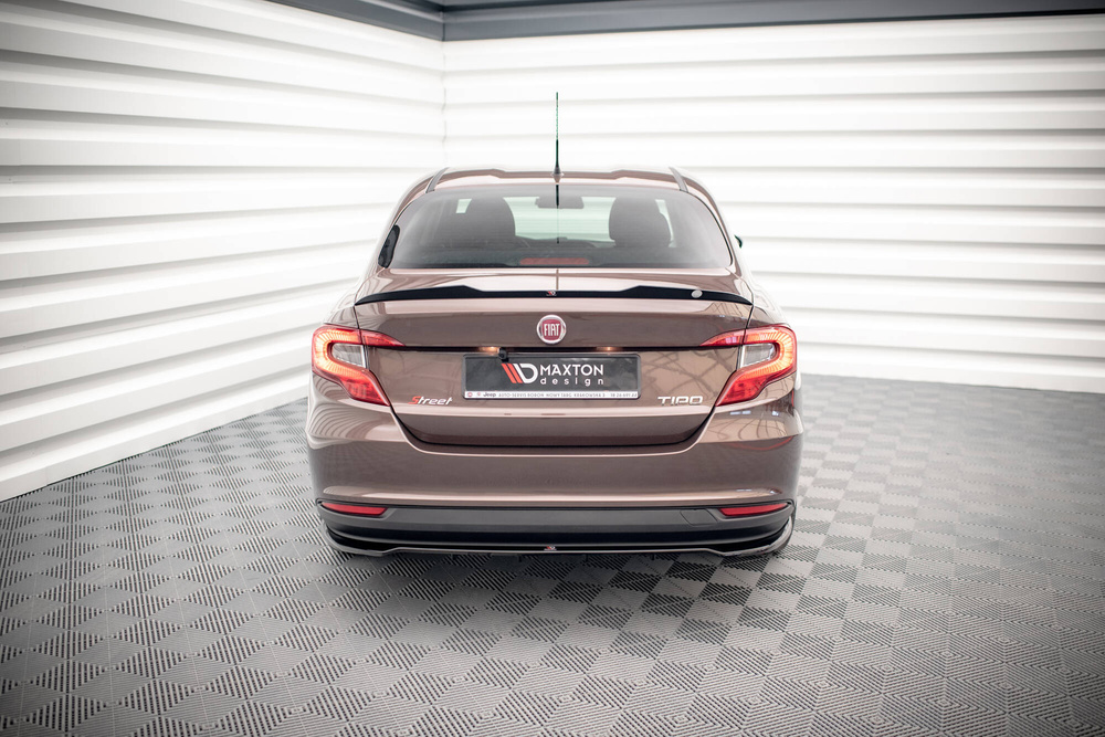 Arriere Splitter (avec une barre verticale) Fiat Tipo S Sedan Mk1
