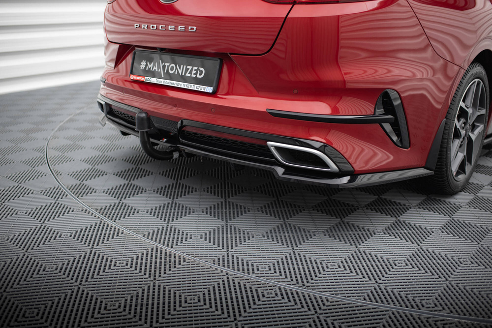 Arriere Splitter (avec une barre verticale) Kia ProCeed GT-Line Mk1