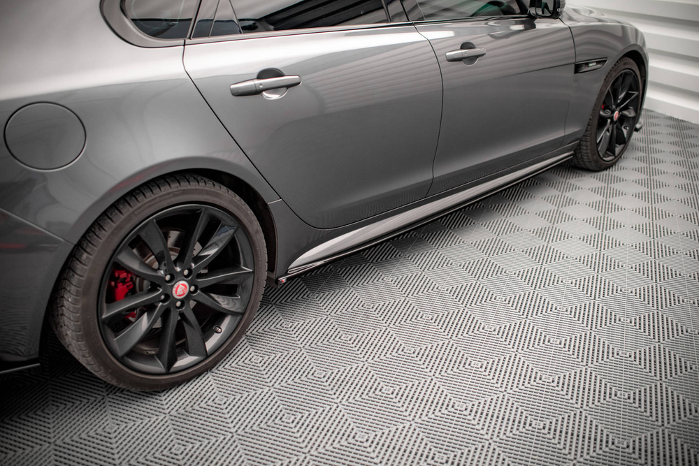 Rajouts Des Bas De Caisse Jaguar XF R-Sport Mk2