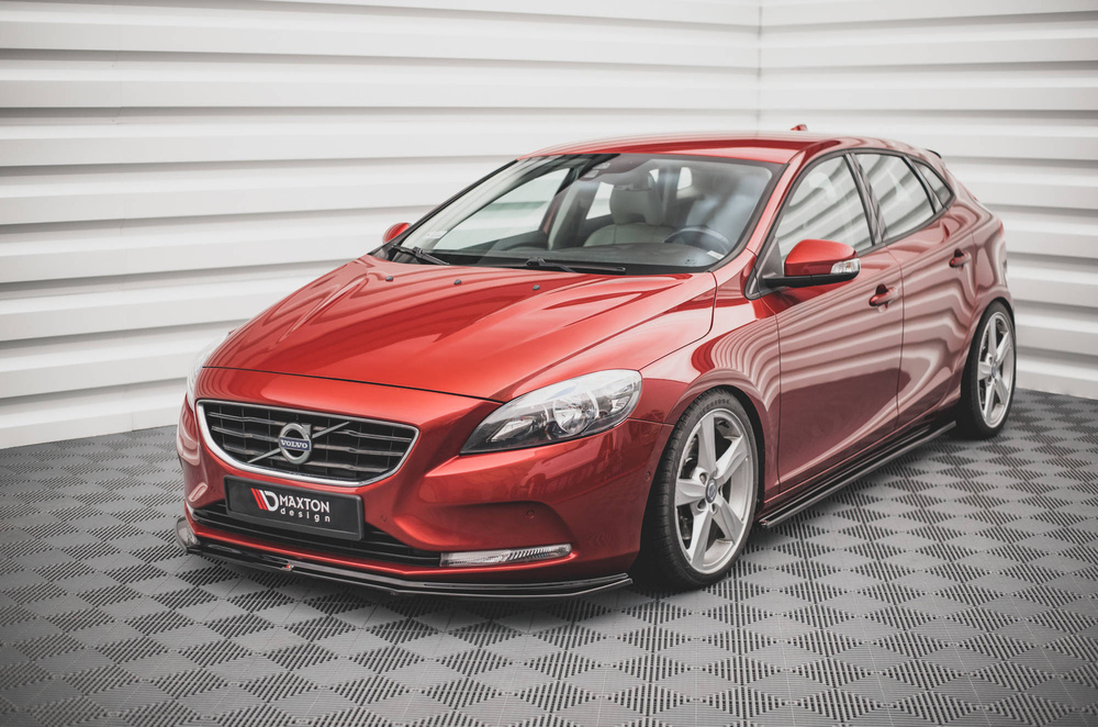 Set des diffeuseur des bas de caisse Volvo V40