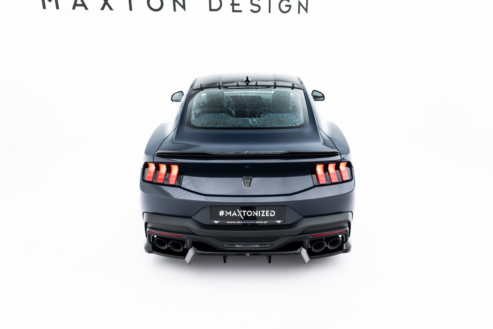 Le prolongement de la lunette arrière Ford Mustang Dark Horse Mk7