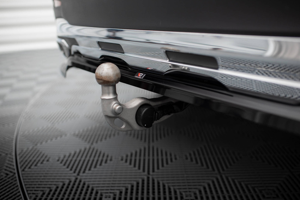 Arriere Splitter (avec une barre verticale) Mercedes-Benz GLC AMG-Line X254