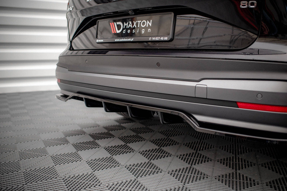 Arriere Splitter (avec une barre verticale) Skoda Enyaq iV