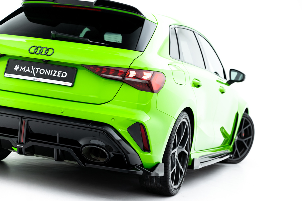 Arriere Splitter (avec une barre verticale) V.3 Audi RS3 Sportback 8Y Facelift