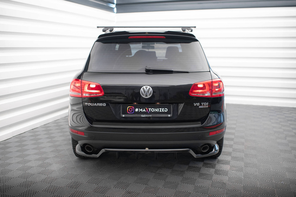 Arriere Splitter (avec une barre verticale) Volkswagen Touareg Mk2